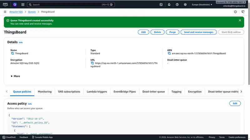 Queue ThingsBoard created successfully — queue details showing Name, Type, ARN, URL, and Encryption